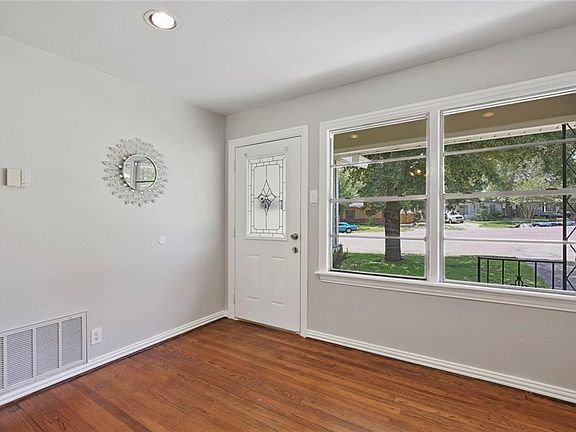 5th image of 1761 Inwood Blvd