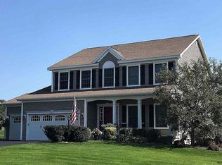 23 Brighton Dr, Clifton Park, NY 12065
