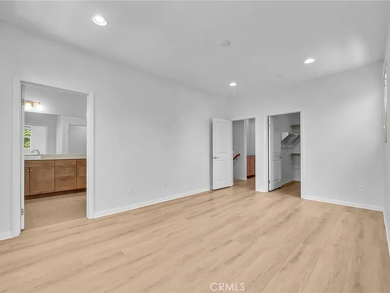 311 N Edenfield Ave — Photo 17