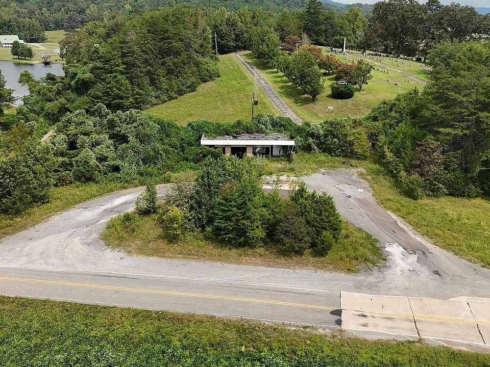 2nd image of 1 County Road Valley #140