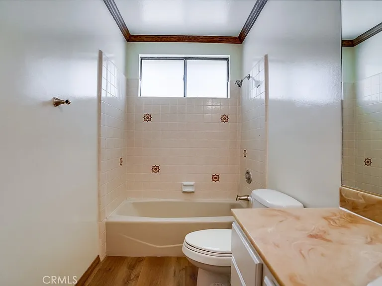1307 Mackay Ln — Photo 41