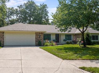 1326 Pine Mills Ct, Fort Wayne, IN 46845