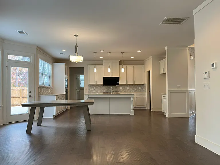 987 Halletts Peak Pl — Photo 24