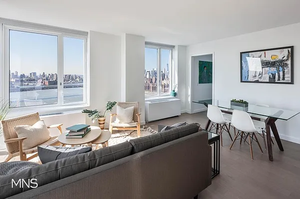 Rented by MNS Marketing | media 24