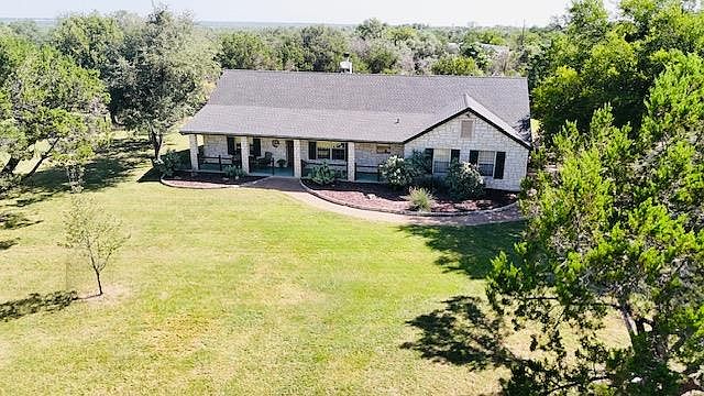 1st image of 125 Kyle Ln