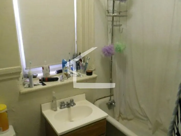 11 Mount Hood Rd #4 — Photo 6