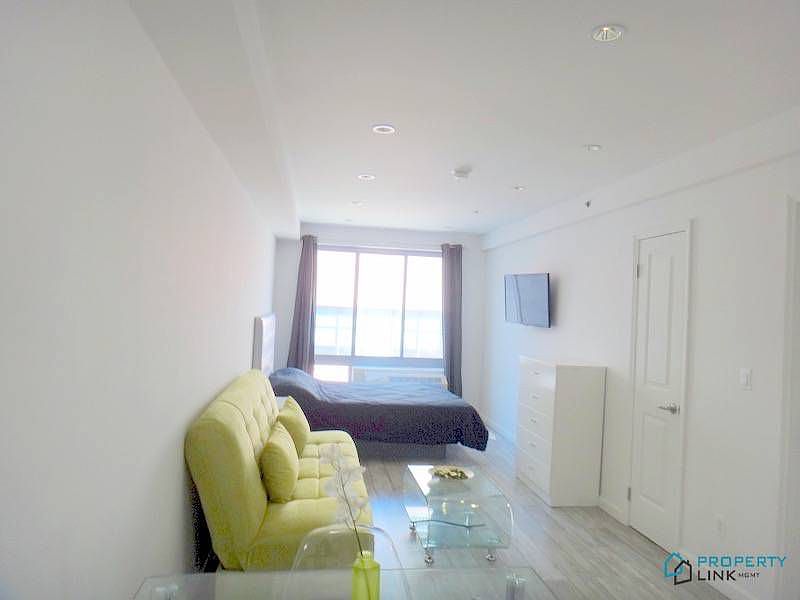 1st image of 521 W 48th St #6C
