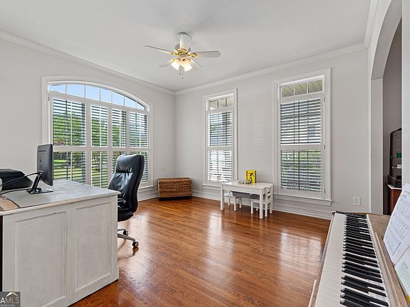 5th image of 112 Turnberry Cir