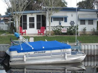 123 W Sterling Way, Leesburg, FL 34788