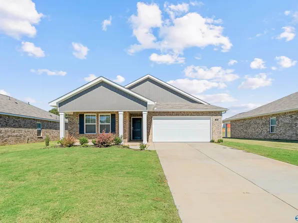 121 Ozy Dr, Athens, AL 35613