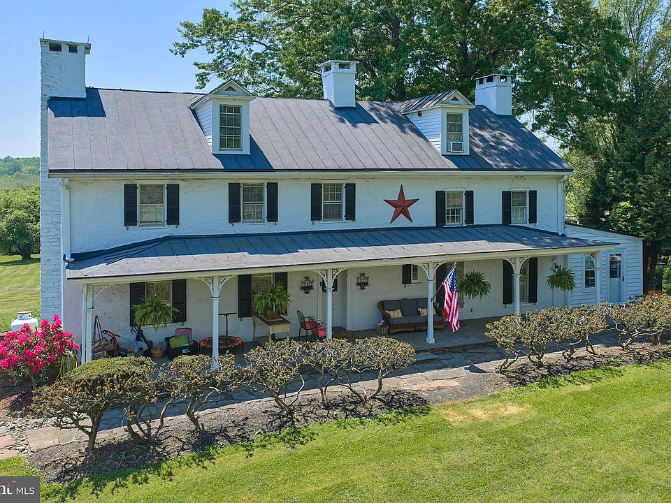 1st image of 765 Swamp Rd