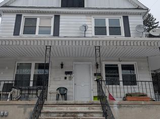 118 1/2 Broad St, Pittston, PA 18640