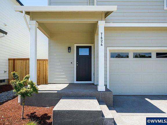 3rd image of 7424 SE Berg Dr
