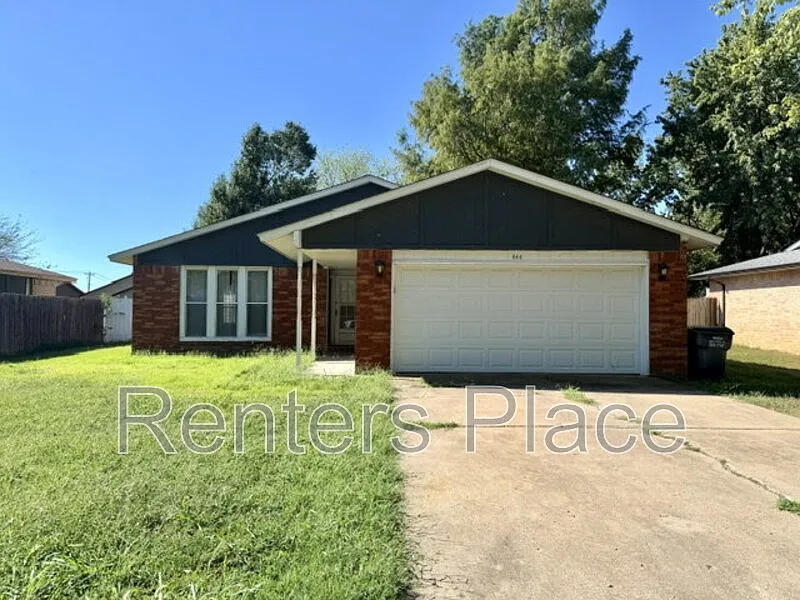 3 bed, 2.0 bath, 1090 sqft, $1,450 — Photo 1