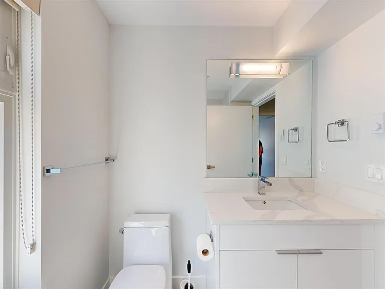 2731 Duke St — Photo 28