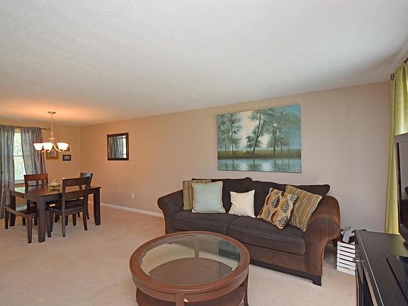 3rd image of 4305 Cider Mill Dr