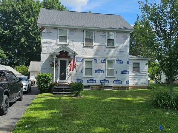5 Vanduyne Ave, Auburn, NY 13021