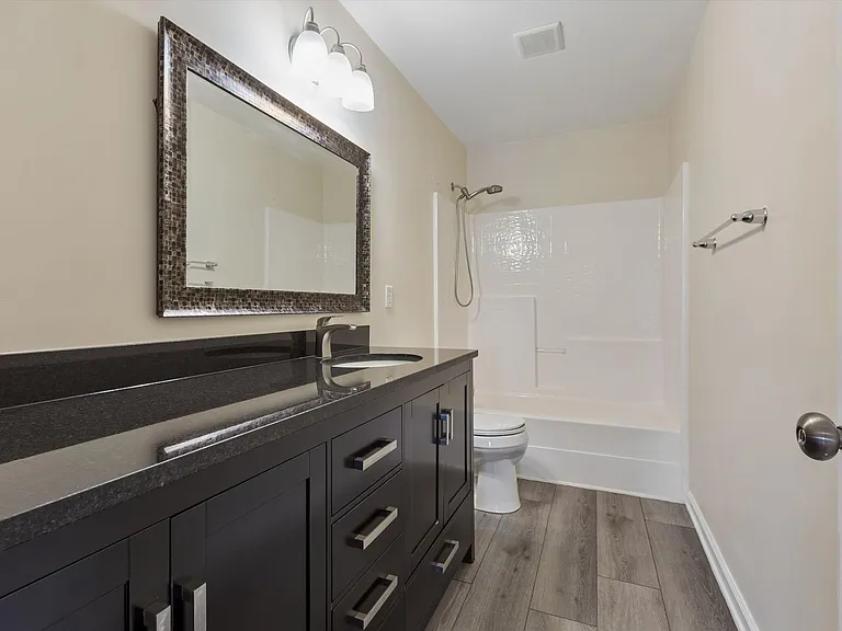 42 Kilverstone Way — Photo 20