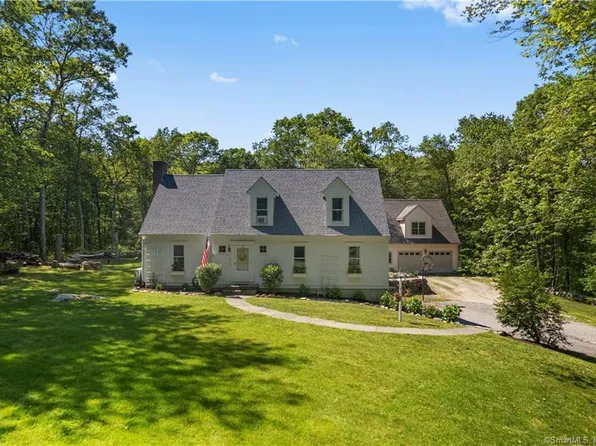 25 Dunns Court, Stonington, CT 06378