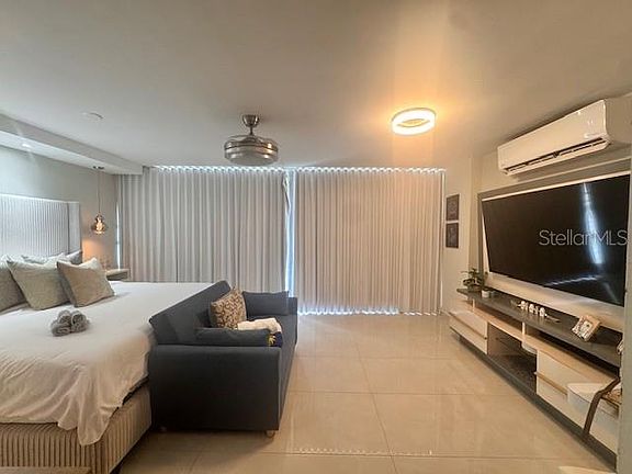 2nd image of Ocean Dr #100-806