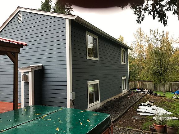 4th image of 23039 NE 28th St