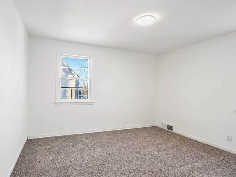 1122 Franklin St — Photo 21