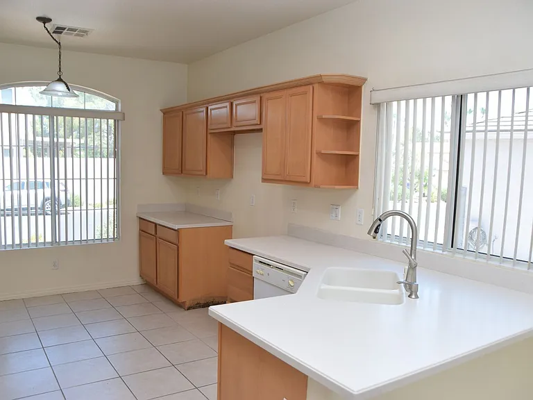 3847 Peachgate Ave — Photo 11