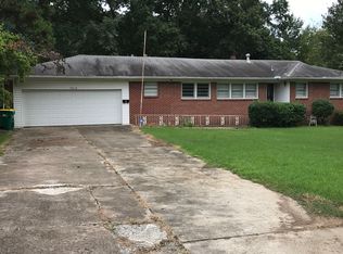7010 W Markham St, Little Rock, AR 72205