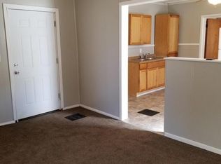 200 Bedford St APT 4, Moberly, MO 65270