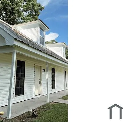 3621 Main Hwy #F — Photo 1