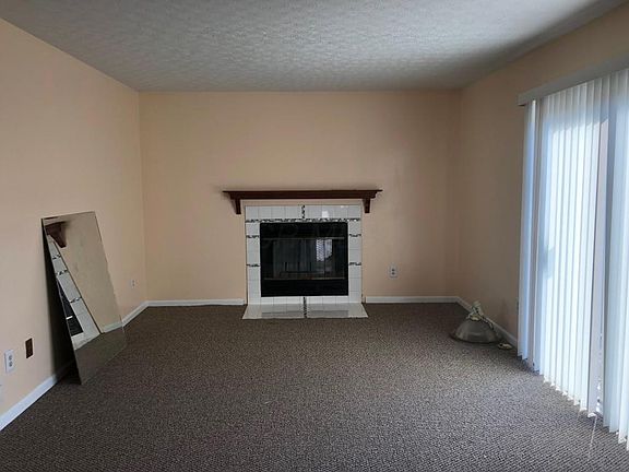 5th image of 8352 Priestley Dr