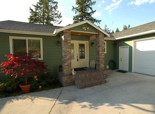 1106 Ekle St, Camano Island, WA 98282