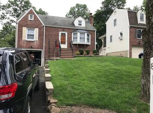 8 Cypress Rd, Chatham, NJ 07928