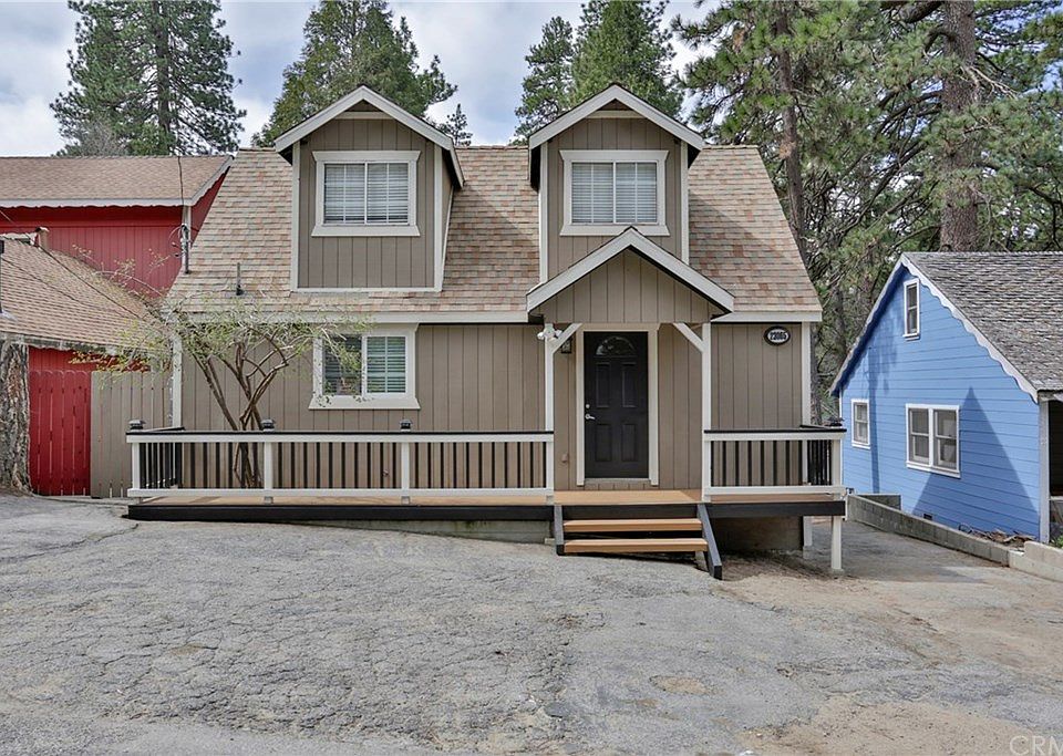 2nd image of 23065 Pine Ln
