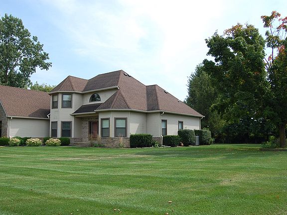 4th image of 61221 Brookway Dr