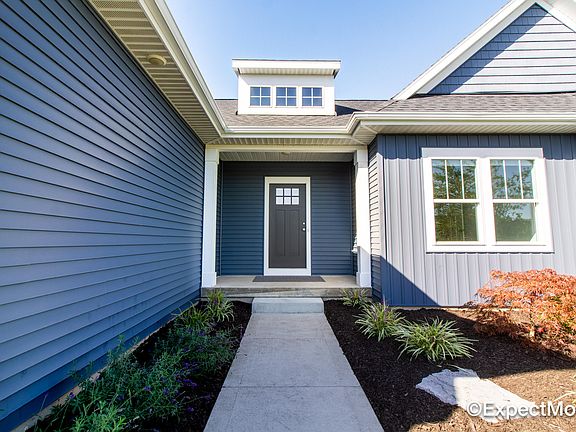 3rd image of 8079 Tramway Dr SW