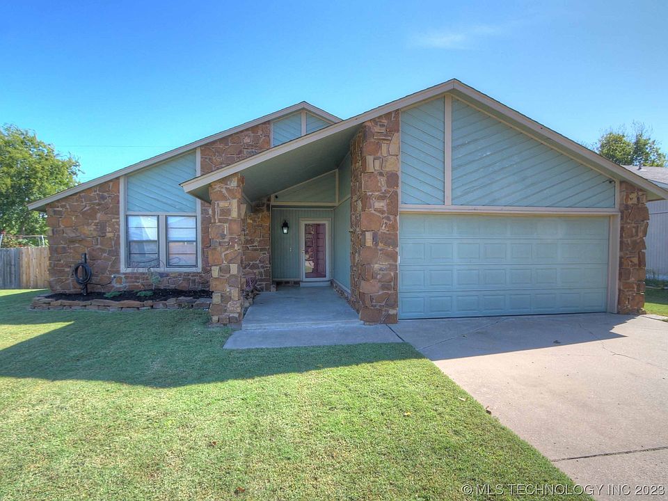 1st image of 13887 S Poplar Pl