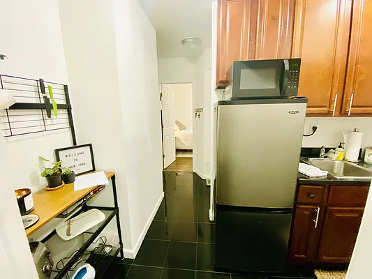 Rented by Highline Residential | media 8