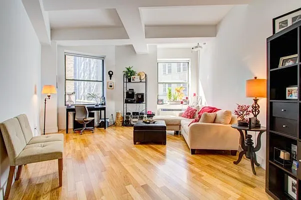 Sold by Compass | media 1