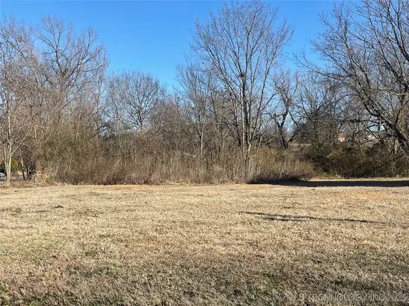 1213 Tamaroa St, Muskogee, OK 74401