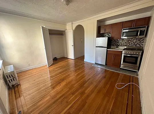 Rented by Queens Apartments Realty LLC | media 1