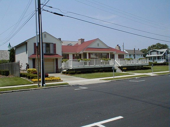 3rd image of 1122 New Jersey Ave