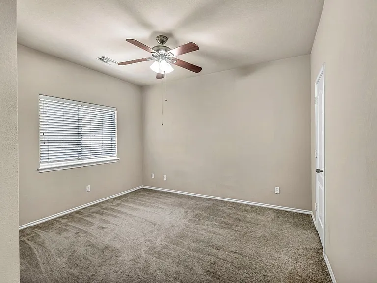 3748 Pine Needle Cir — Photo 17