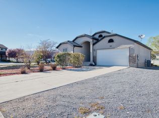 303 Heber Ln, Grantsville, UT 84029