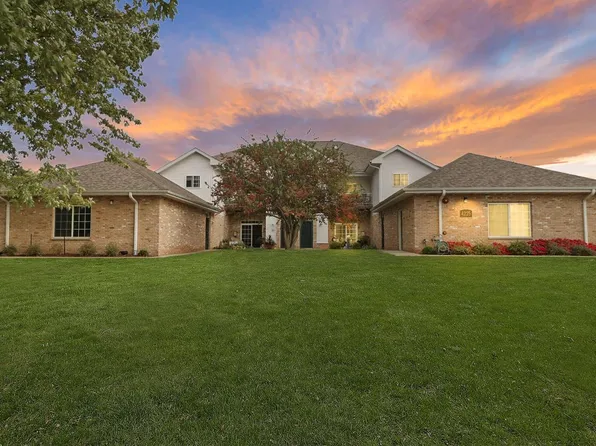 4225 Taylor Harbor EAST East #4, Mount Pleasant, WI 53403