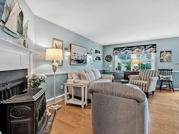 4th image of 441 Buck Island Road APT F2