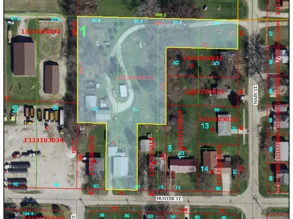 107 W Hunter St, Abingdon, IL 61410