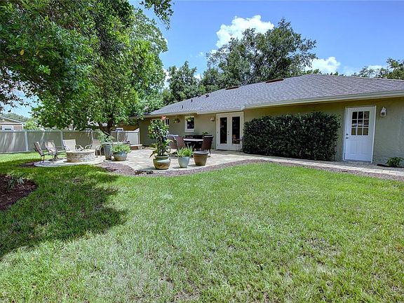 3rd image of 104 TIPPERARY DRIVE
