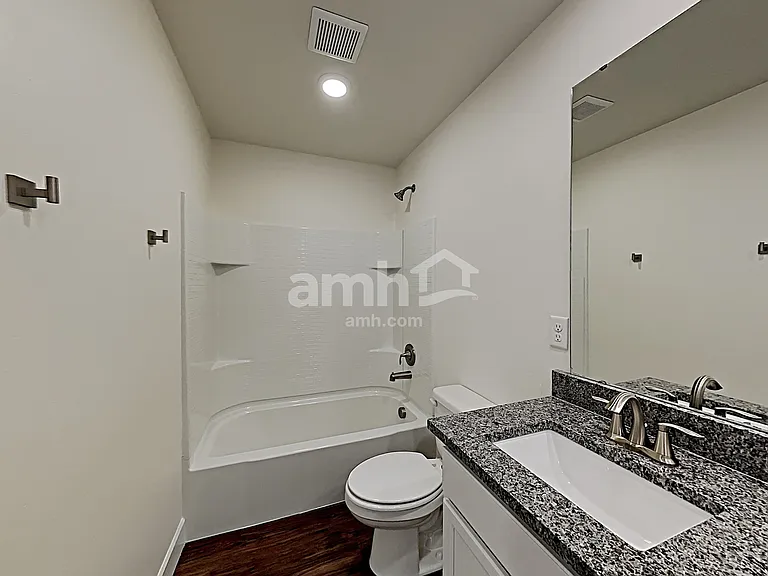 8220 125th St E — Photo 15