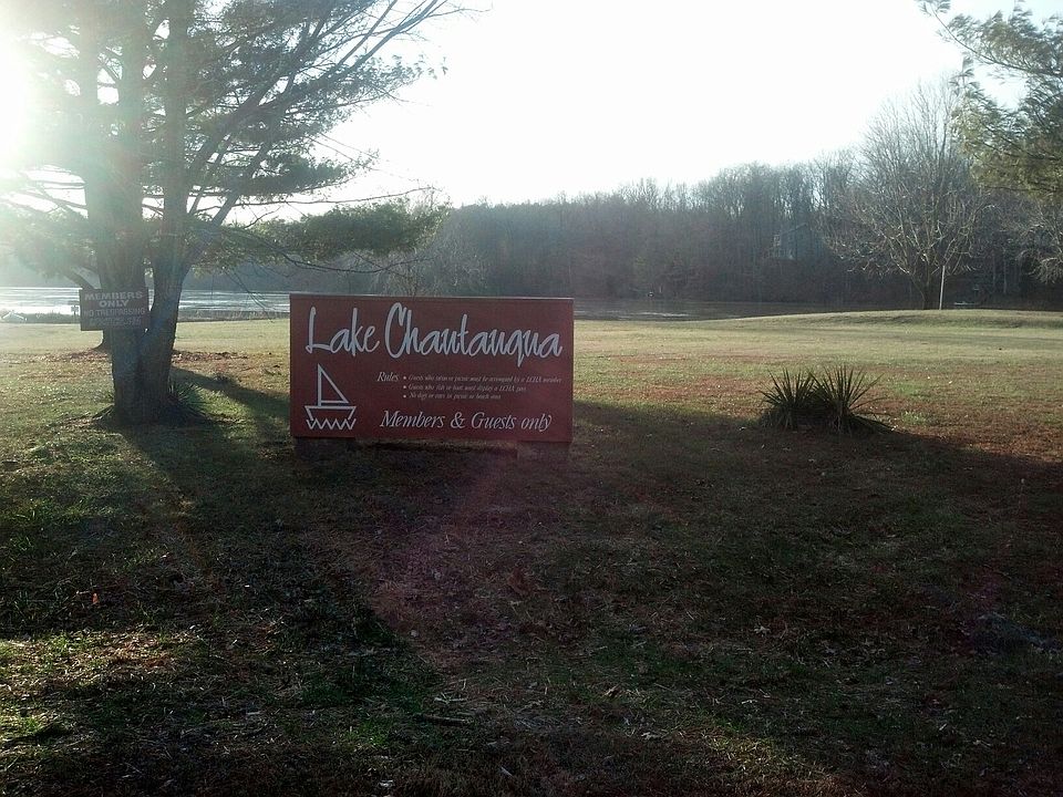 2nd image of Redbud Lane Lake Chautauqua #5